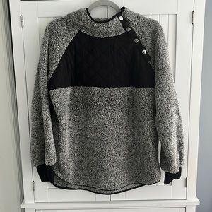 Women’s Sherpa Sweatshirt